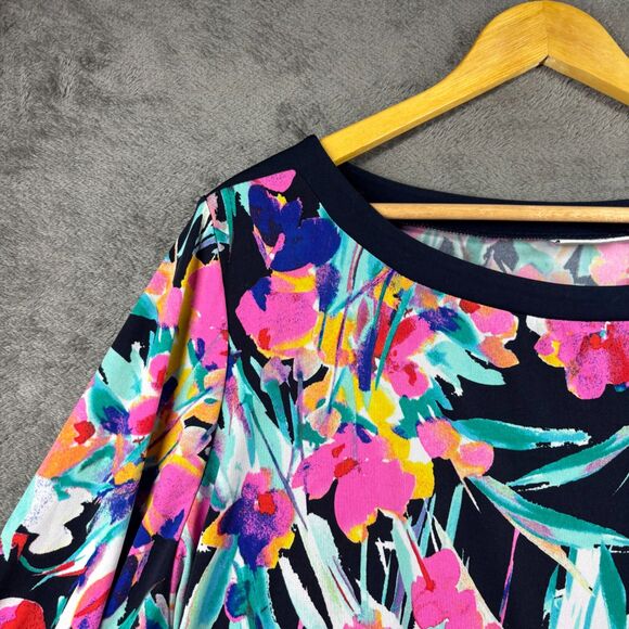 Susan Graver Liquid Knit Top Colorful Floral Asymmetrical Hem Boat Neck 2X C170 - Picture 2 of 9